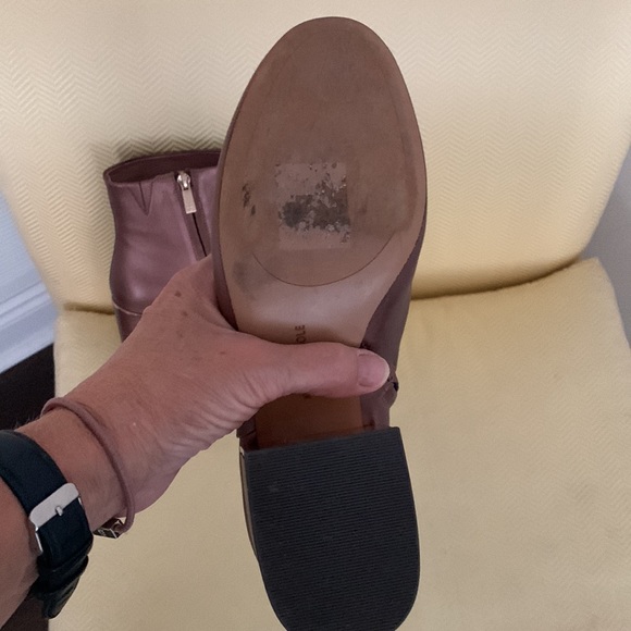 EUC (nearly new) Kenneth Cole ankle boots - Picture 11 of 11